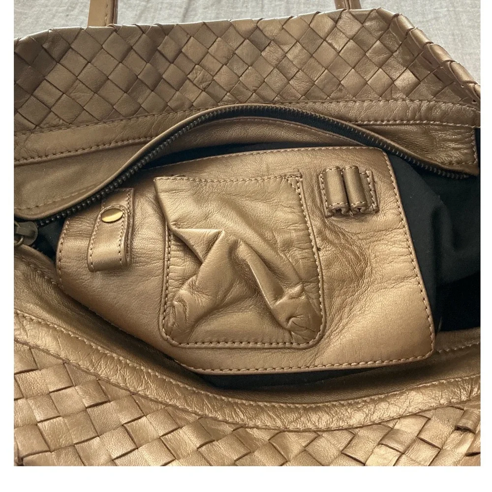 Helen Kaminski Australia Tan Woven Handbag - Picture 3 of 11